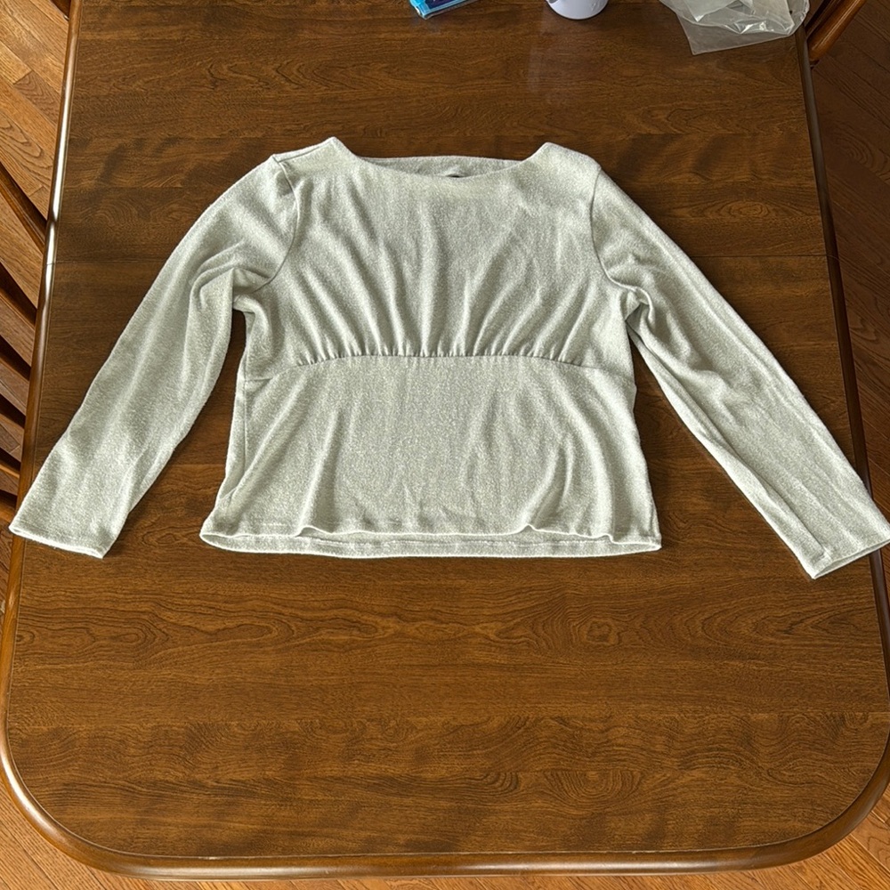 White/Silver Fitted Ruched Blouse